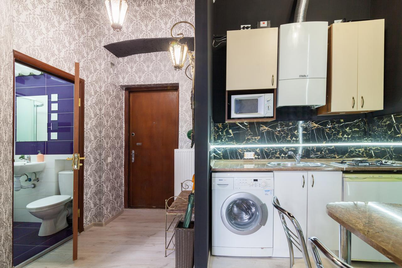 Austrian Apartments Leopolli Near Railway Station Lviv Eksteriør bilde